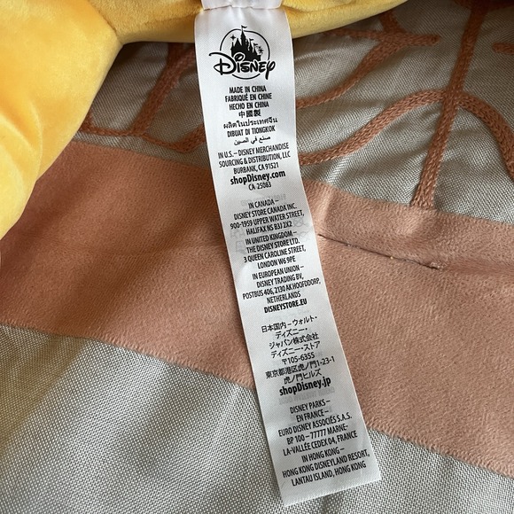 Disney Sleeping Winnie The Pooh Cuddleez Offical Disney Licensed XL NwT - Picture 9 of 11